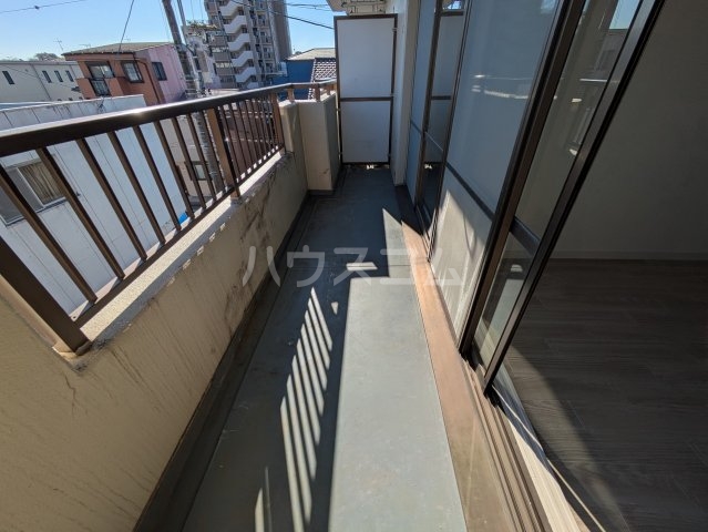 20/30 バルコニー