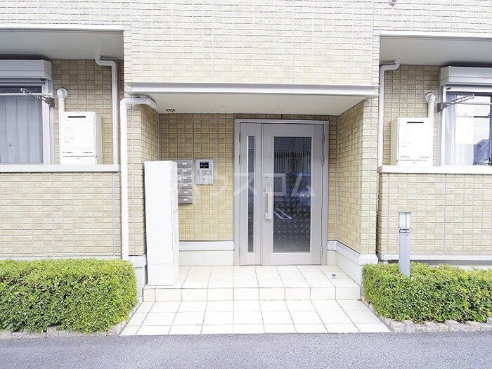 19/28 エントランス