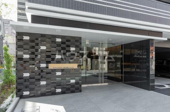 17/25 エントランス