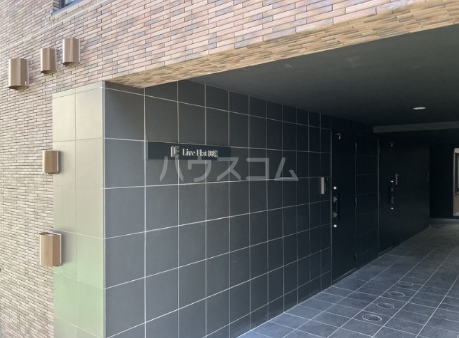 15/25 エントランス