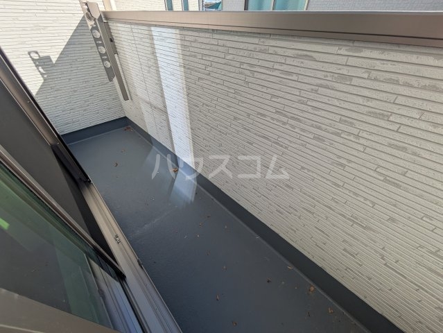 21/28 バルコニー