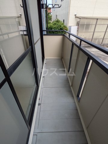 18/23 バルコニー