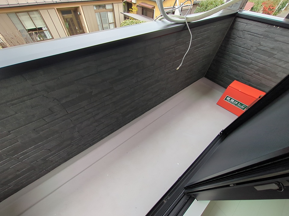 21/30 バルコニー