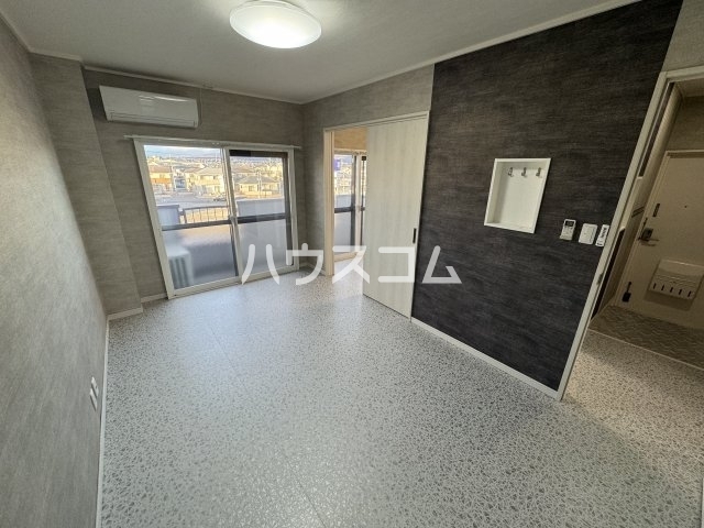 19/20 エントランス