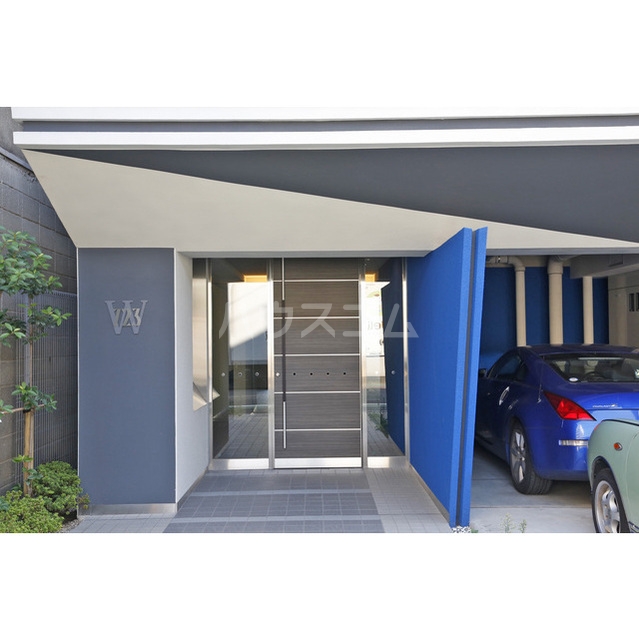 17/27 エントランス