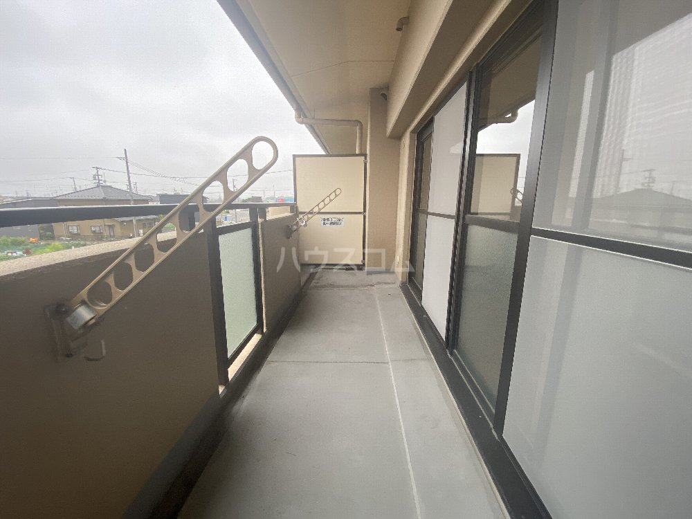 15/28 バルコニー