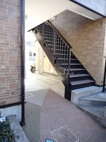 16/24 エントランス