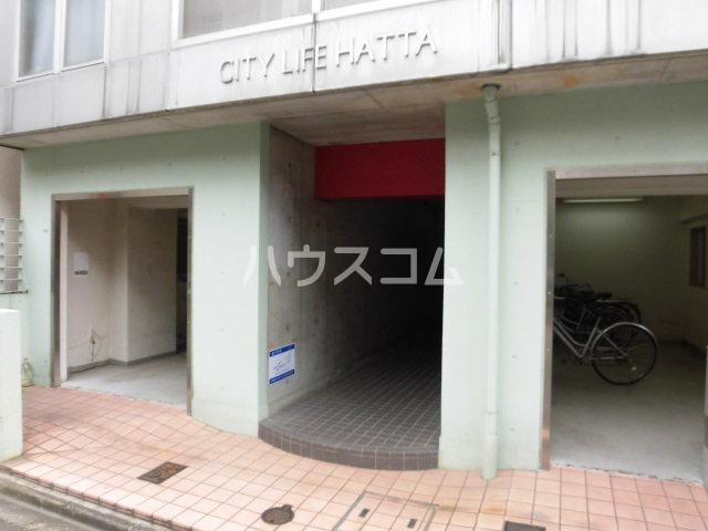 21/29 エントランス