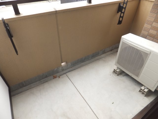 19/30 バルコニー