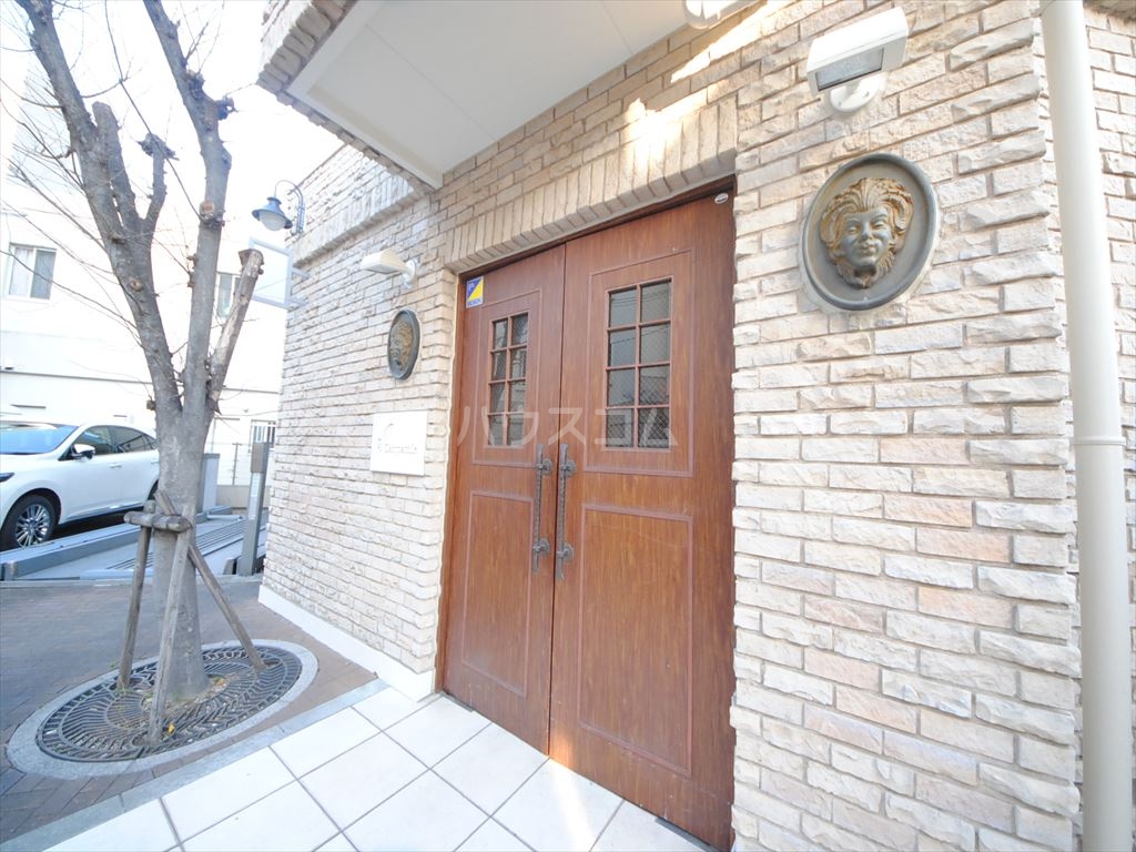 29/30 エントランス