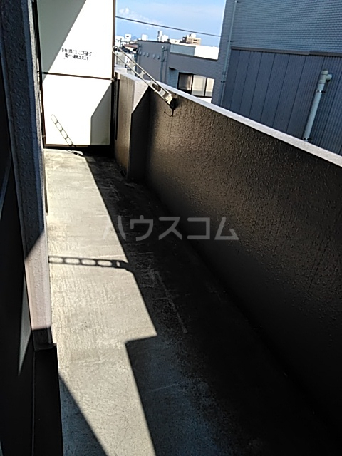 14/25 バルコニー