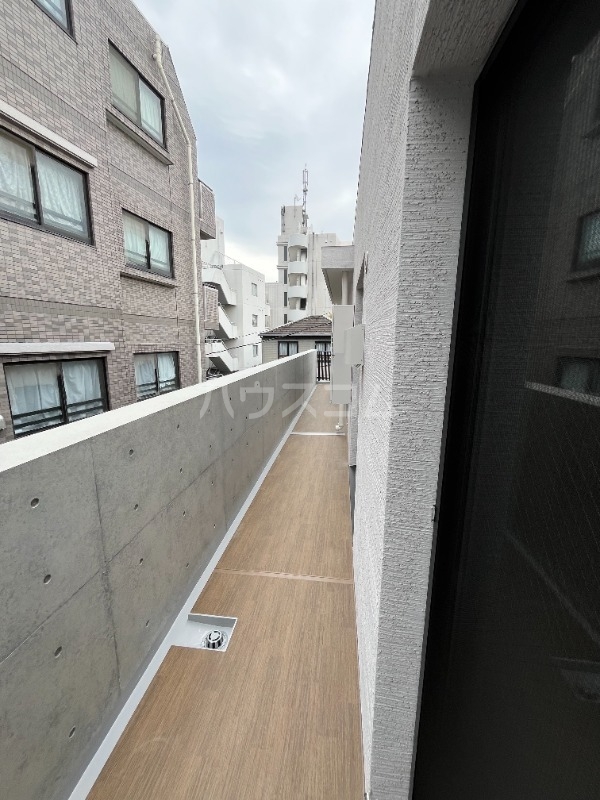 19/30 バルコニー