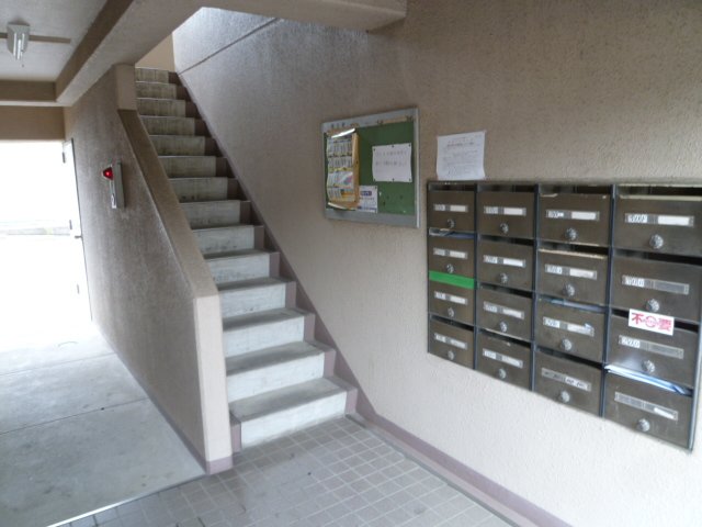 2/6 エントランス