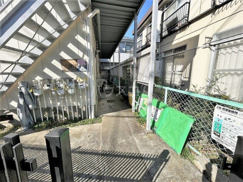 21/21 エントランス