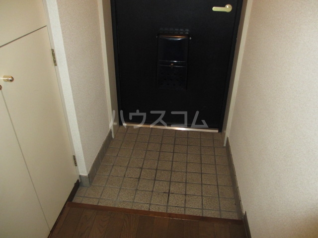 14/30 玄関