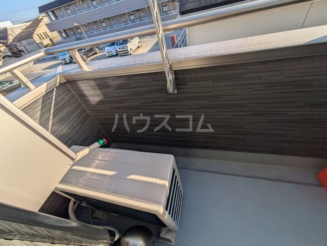 18/23 バルコニー