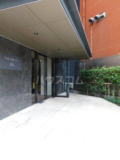 19/29 エントランス