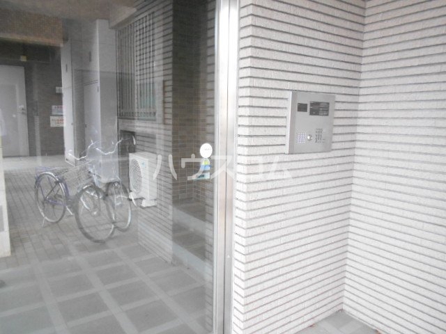 2/6 エントランス