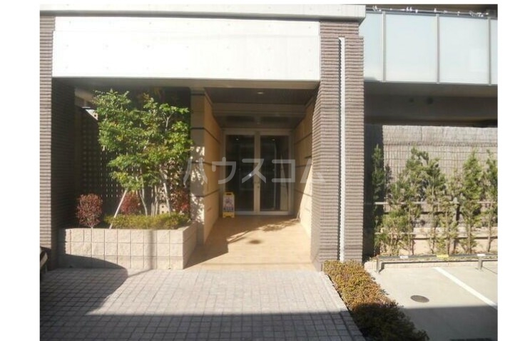 3/4 エントランス