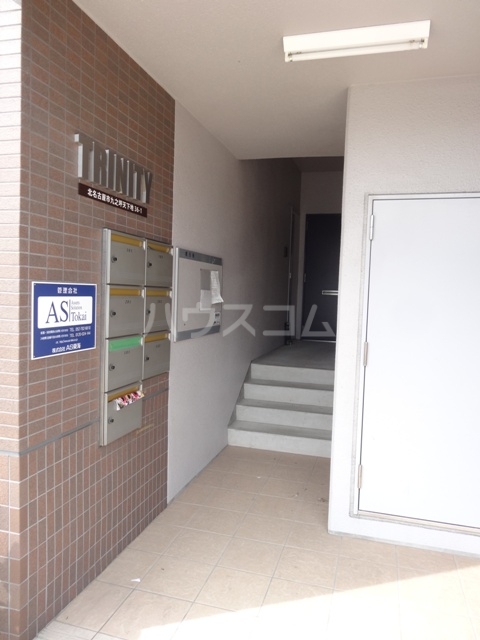 3/7 エントランス