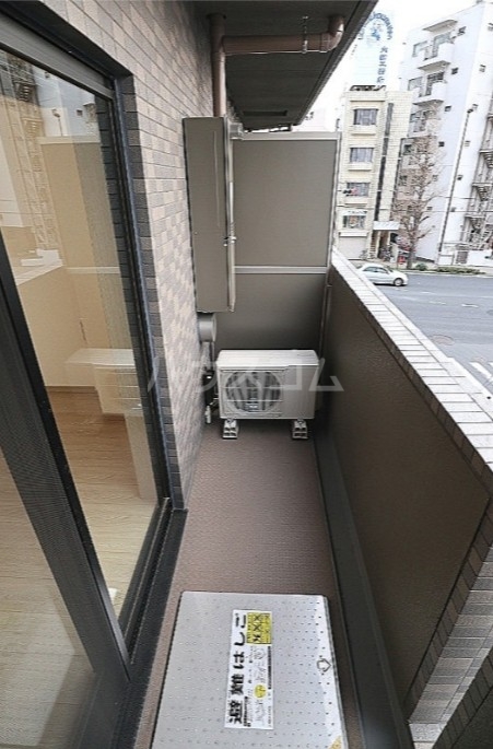 13/23 バルコニー