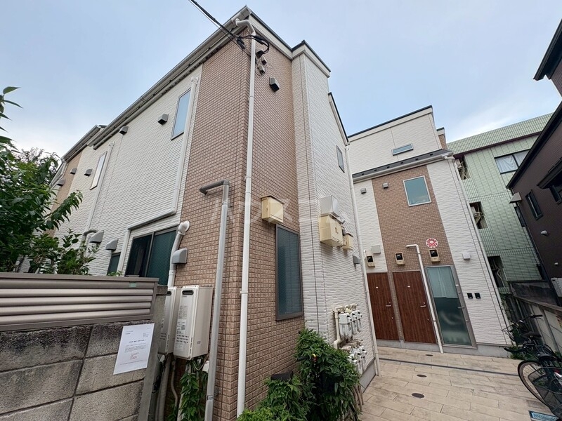 2/10 エントランス