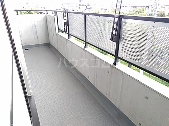 17/30 バルコニー