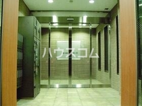 28/30 エントランス