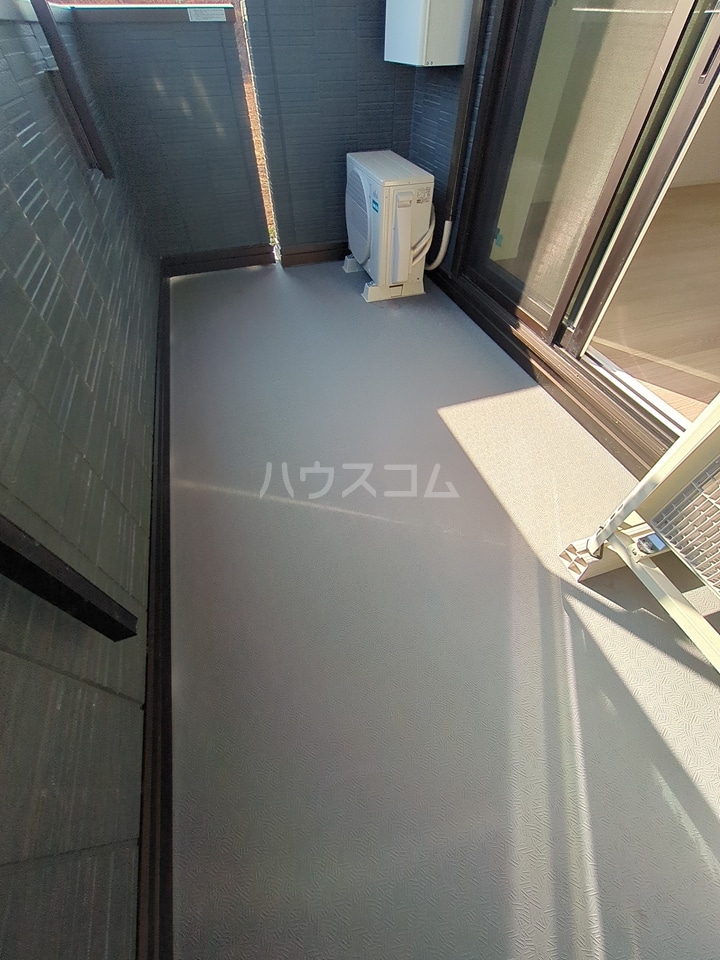 20/30 バルコニー