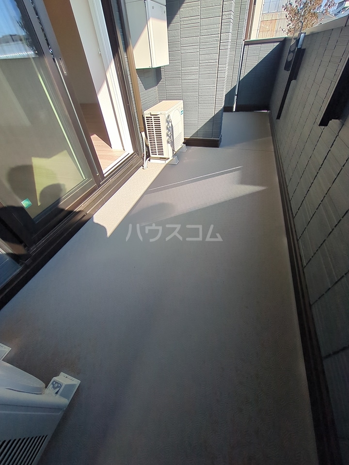 21/30 バルコニー