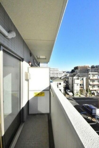 13/20 バルコニー