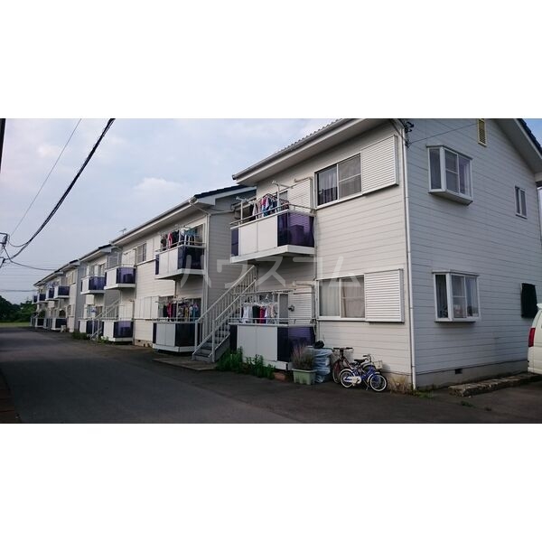 コーポOMAの外観