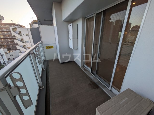 13/30 バルコニー