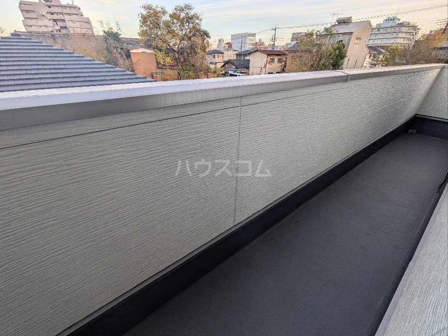 19/30 バルコニー