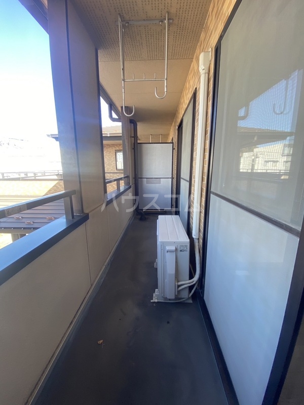 17/23 バルコニー