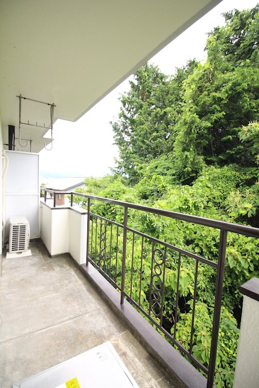 17/26 バルコニー