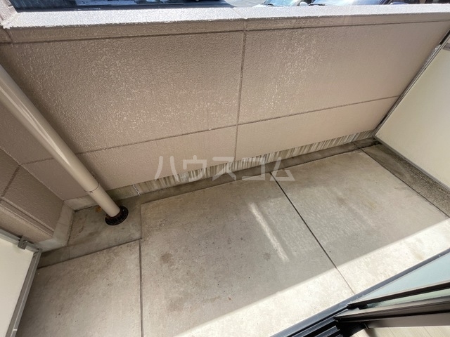 19/27 バルコニー