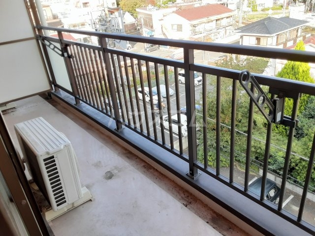 20/30 バルコニー