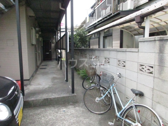 20/29 エントランス