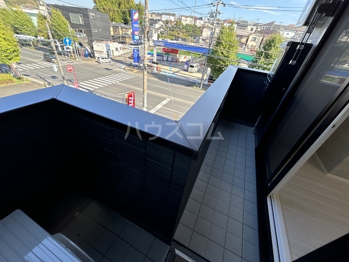 13/19 バルコニー