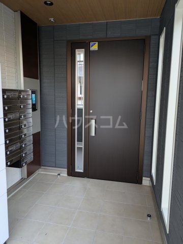 22/30 エントランス