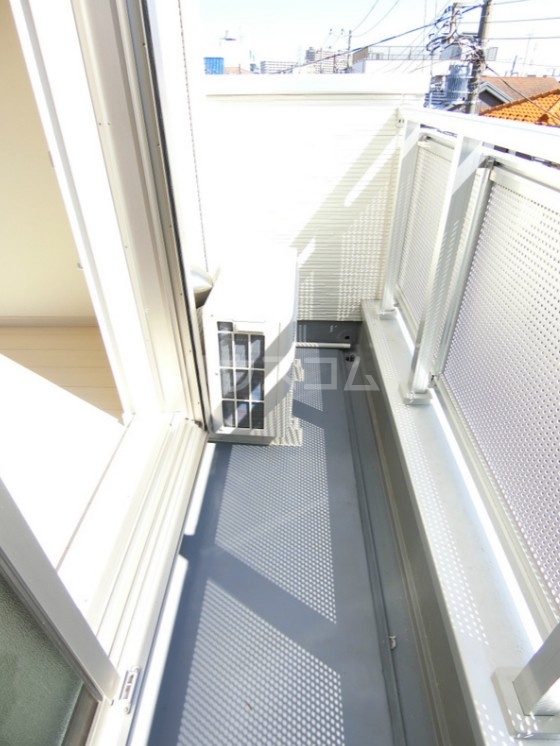 18/24 バルコニー