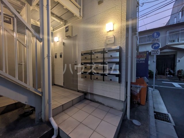 3/6 エントランス