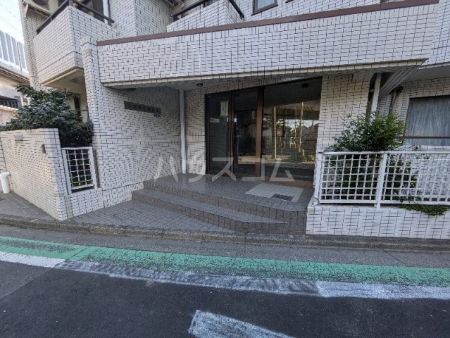 3/6 エントランス