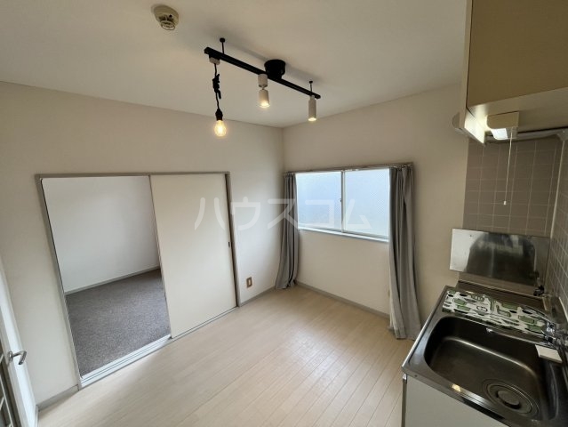 2/30 リビング/ダイニング