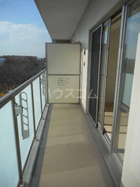 16/28 バルコニー