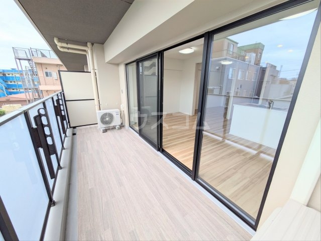 18/30 バルコニー