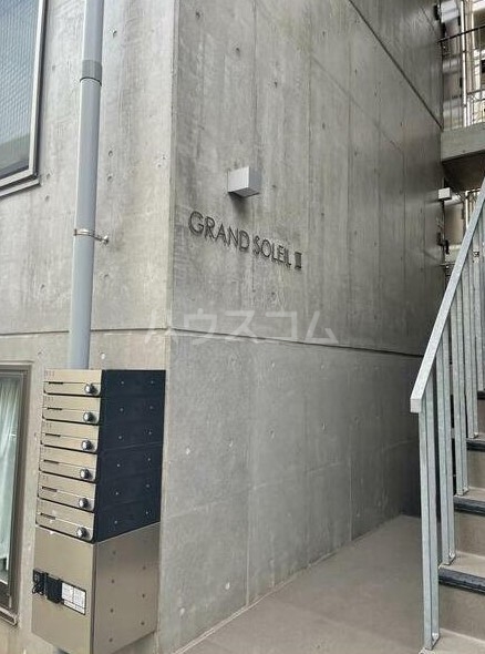 2/8 エントランス