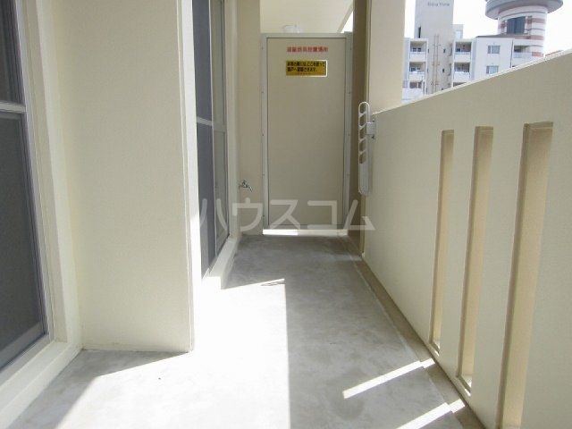 16/25 バルコニー