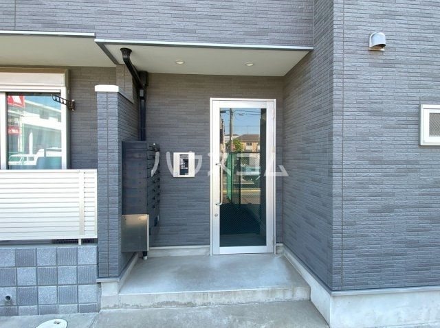 20/30 エントランス